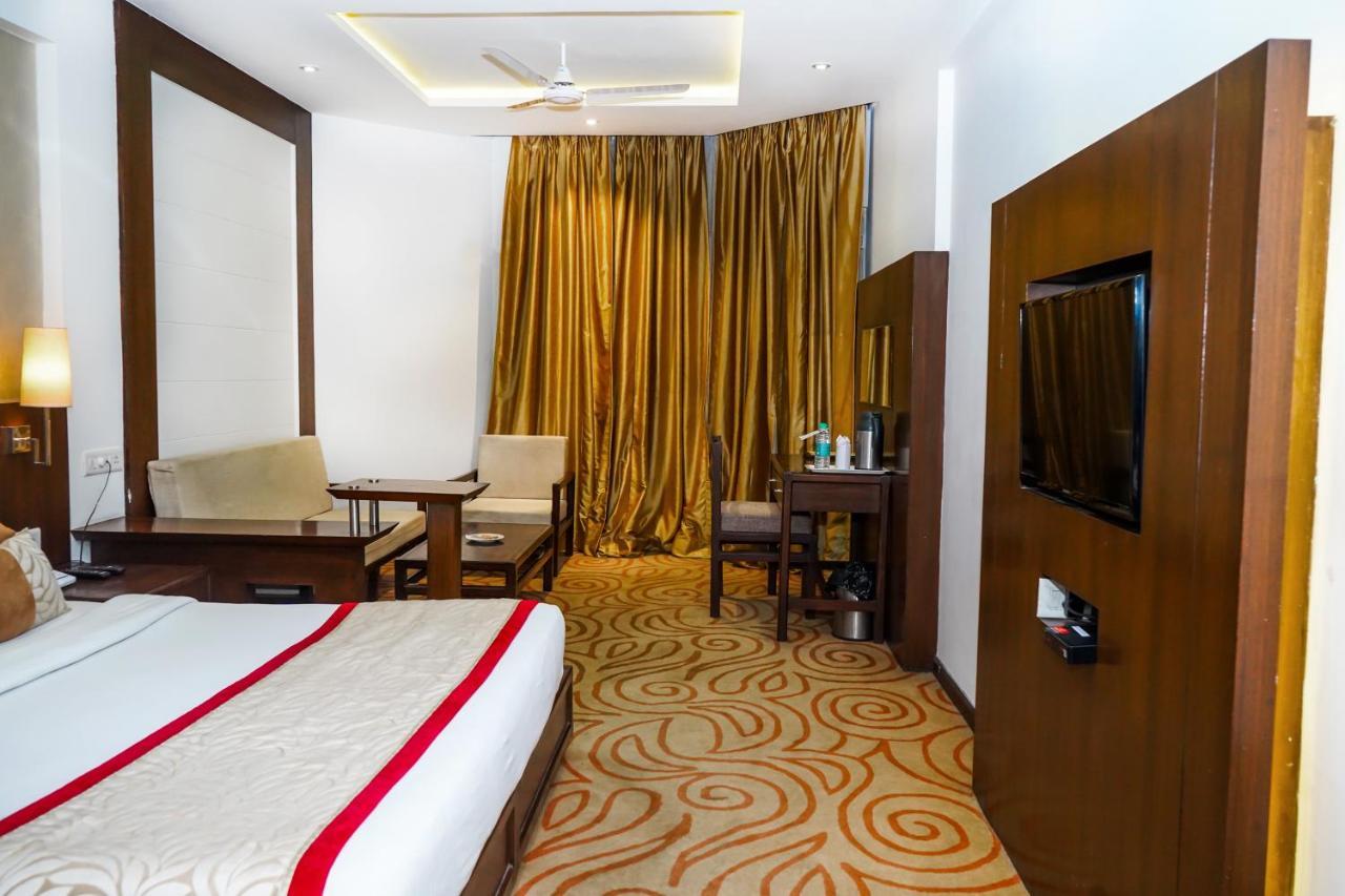 Hotel Gwalior Regency Extérieur photo