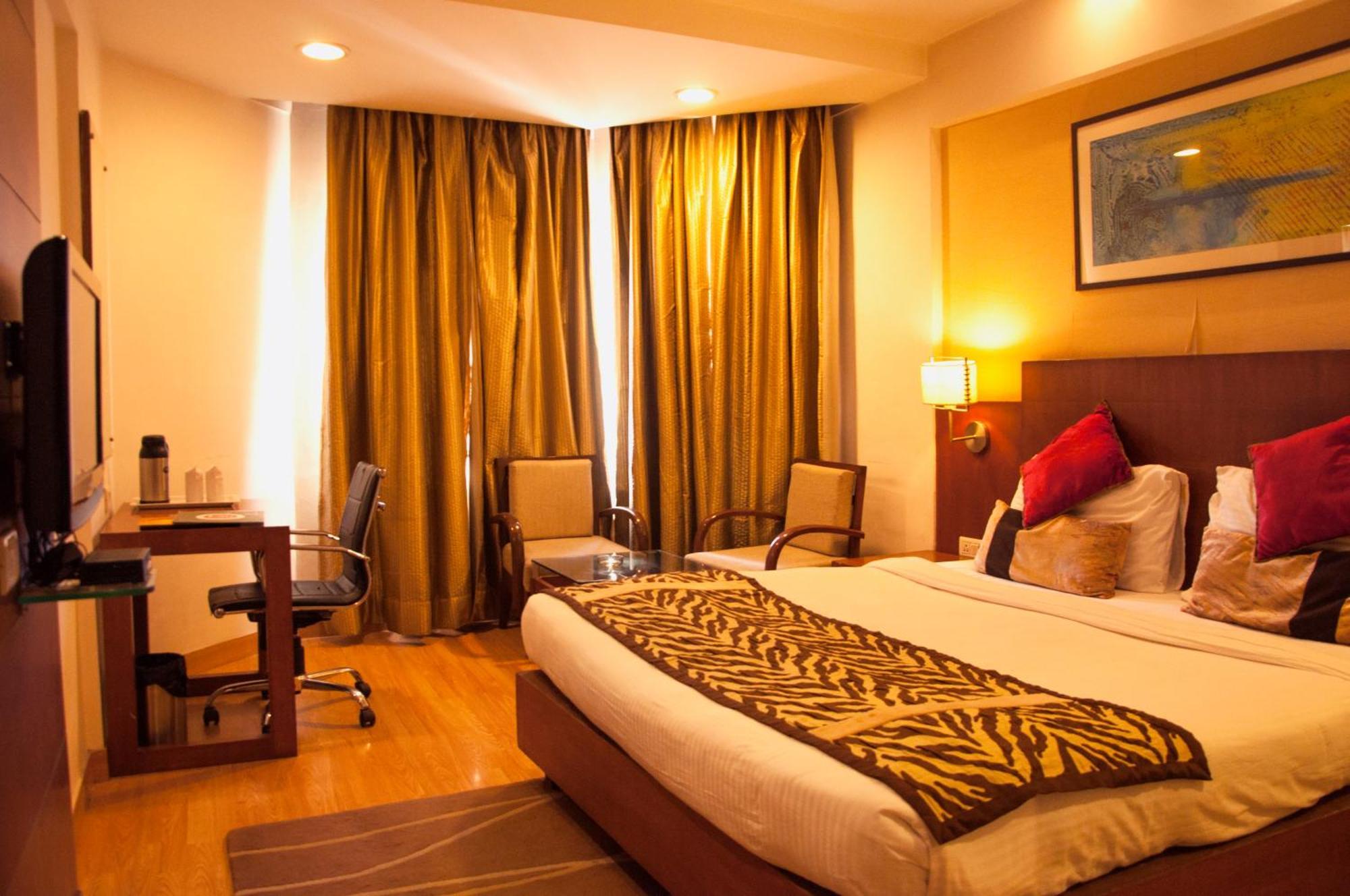 Hotel Gwalior Regency Extérieur photo