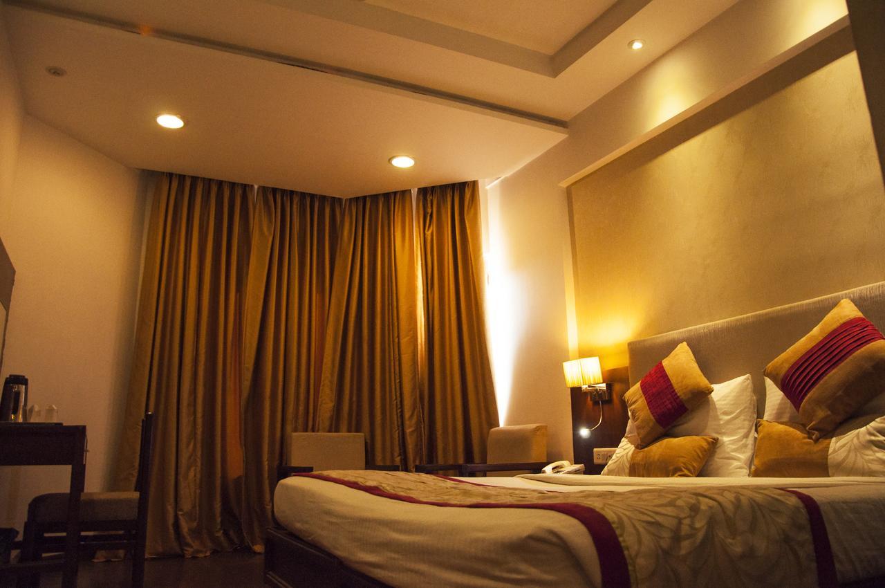 Hotel Gwalior Regency Extérieur photo