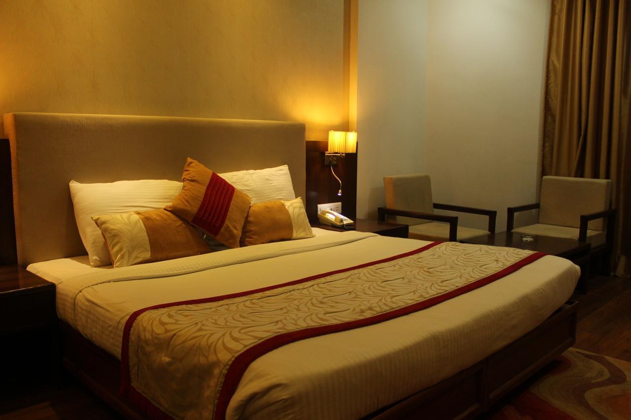 Hotel Gwalior Regency Extérieur photo