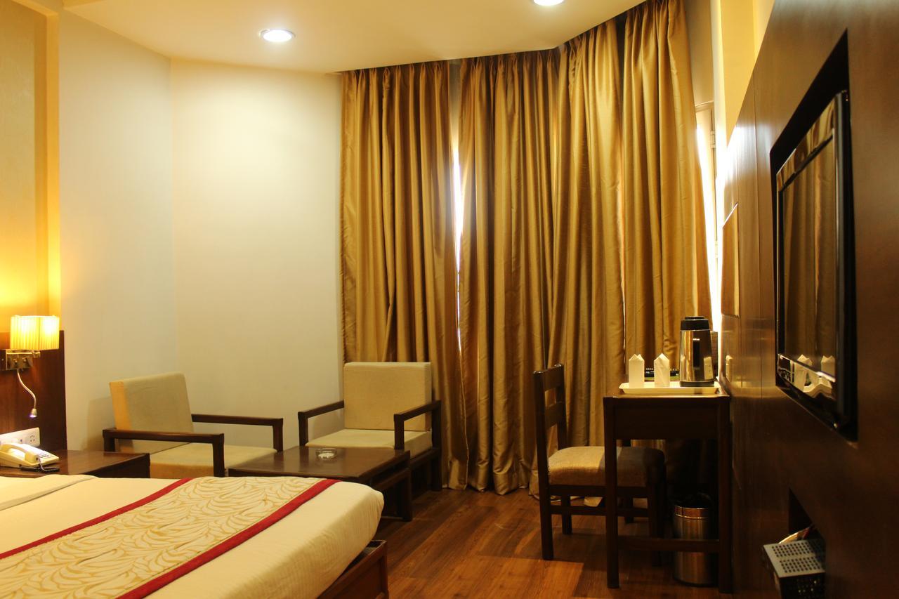 Hotel Gwalior Regency Extérieur photo